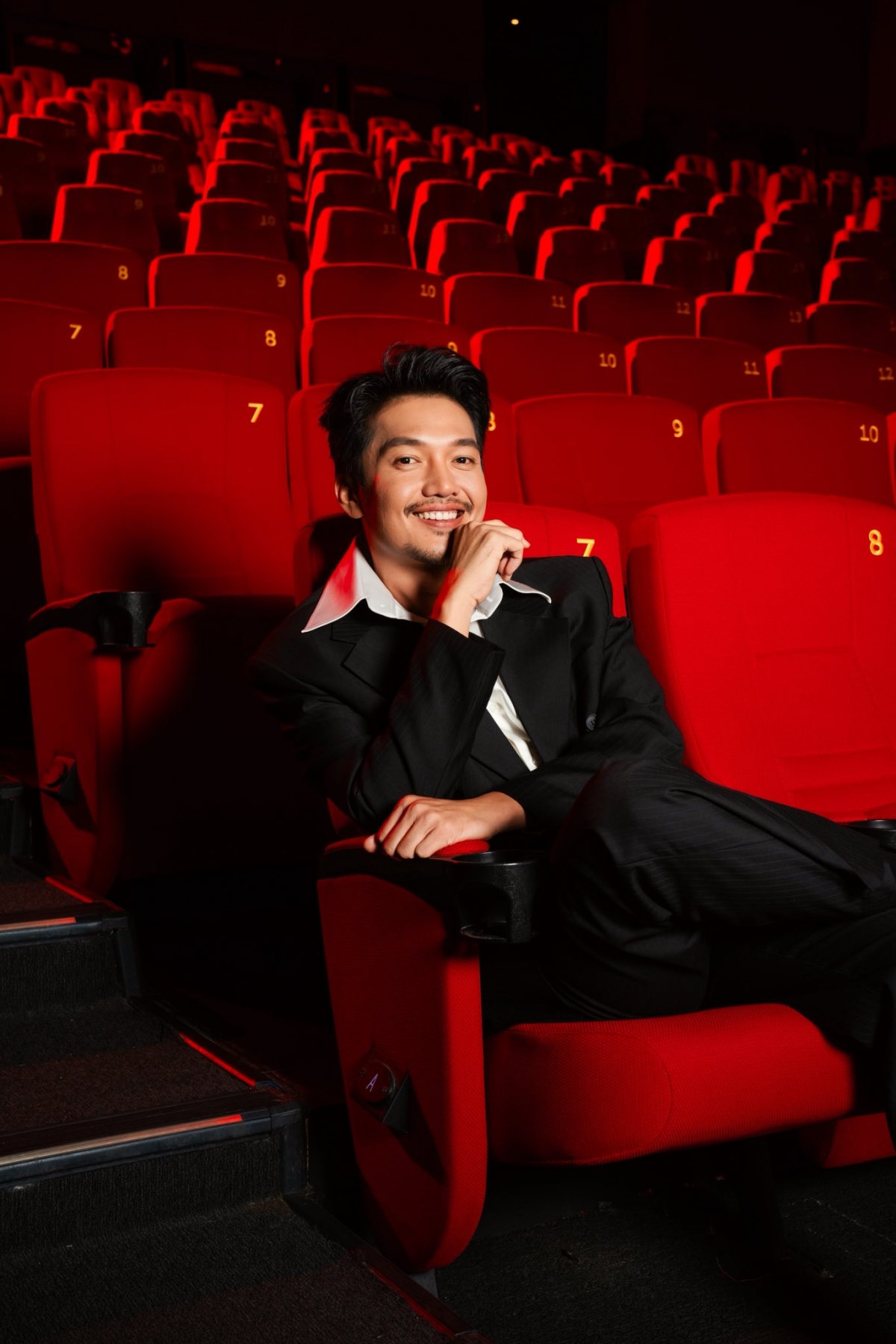 Quang Tuấn tham gia nhiều bộ phim đều có doanh thu trên 100 tỷ đồng trong vài năm qua như Thiên đường máu (126 tỷ đồng), Truy tìm long diên hương (206 tỷ đồng), Địa đạo: Mặt trời trong bóng tối (172 tỷ đồng), Quỷ nhập tràng (149 tỷ đồng), Quỷ nhập tràng 2 (118 tỷ đồng). Trước đó, một số dự án có sự xuất hiện của Quang Tuấn như Quỷ cẩu (108 tỷ đồng), Nghề siêu dễ (68 tỷ đồng)... cũng có doanh thu tốt.