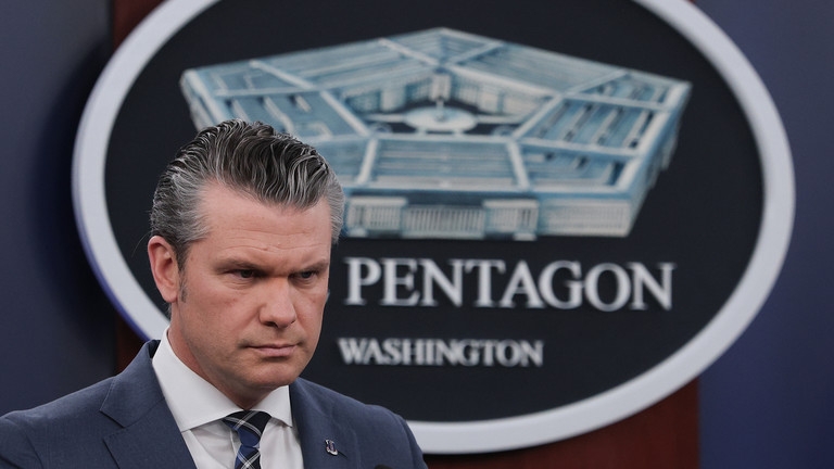 Bộ trưởng Quốc phòng Mỹ Pete Hegseth. Ảnh: Getty