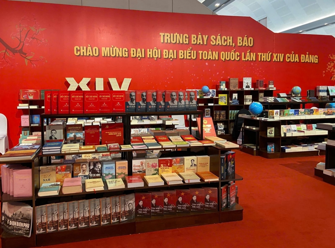 NXB Chính trị quốc gia Sự thật trưng bày, giới thiệu sách tại Đại hội XIV của Đảng.