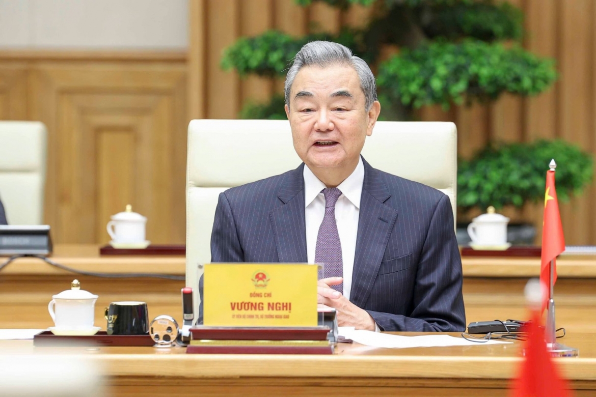 Chủ nhiệm Văn phòng Ủy ban Công tác Đối ngoại Trung ương, Bộ trưởng Bộ Ngoại giao Trung Quốc Vương Nghị phát biểu tại Phiên họp. 