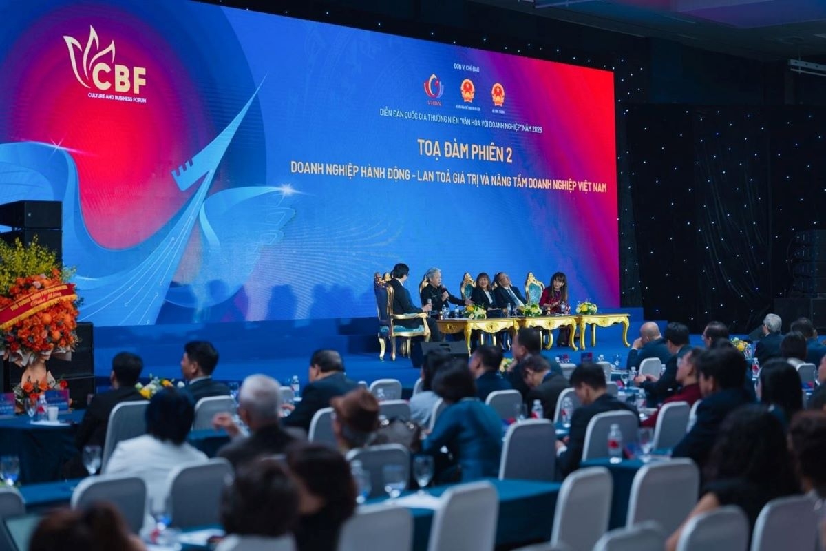 Các diễn giả tham dự phiên thảo luận "Doanh nghiệp hành động -  Lan toả giá trị và nâng tầm doanh nghiệp Việt Nam"