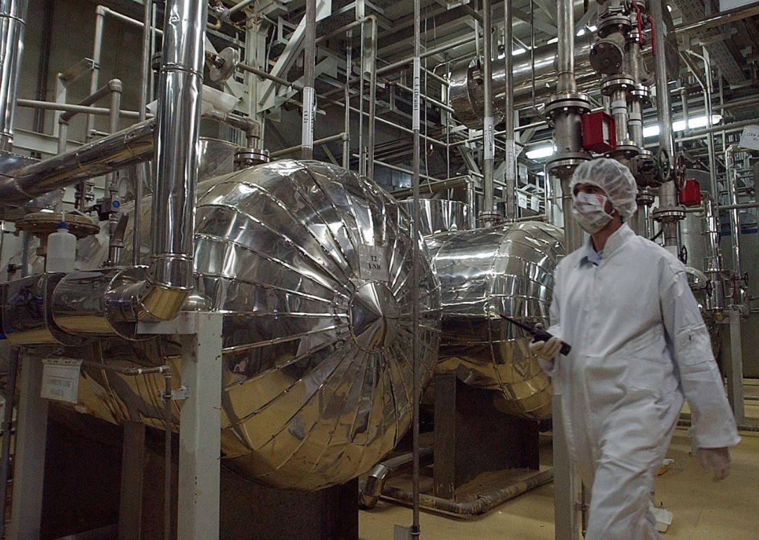 Bên trong một cơ sở hạt nhân của Iran. Ảnh: AP