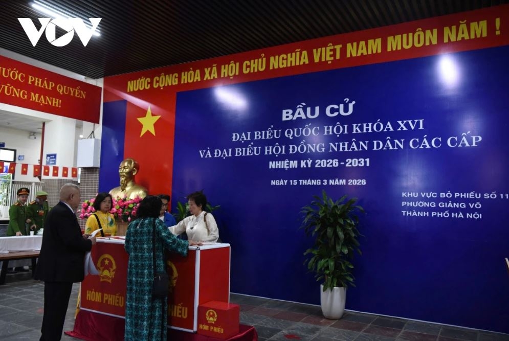 Một điểm bỏ phiếu tại Giảng Võ. 
