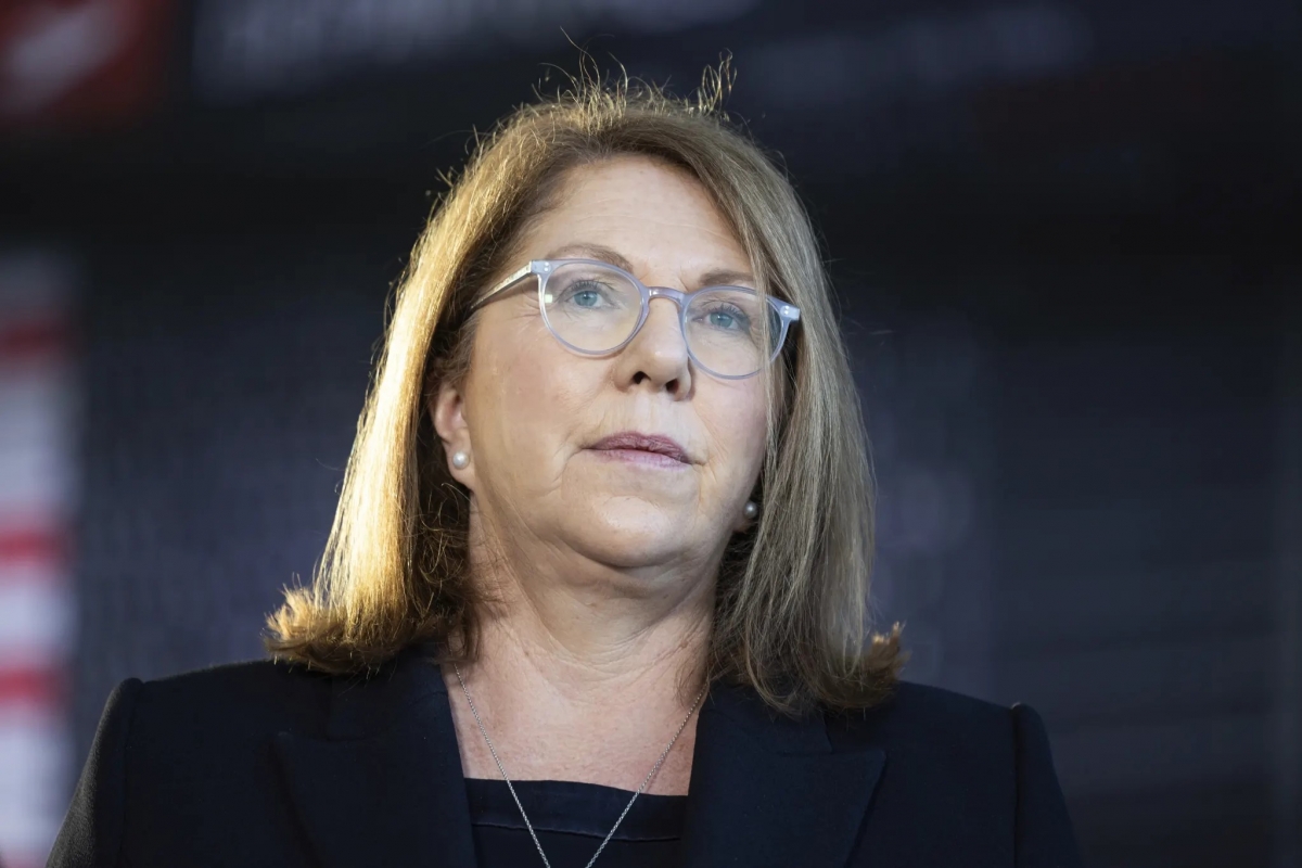 Bộ trưởng Giao thông Australia Catherine King. Ảnh: Alex Ellinghausen