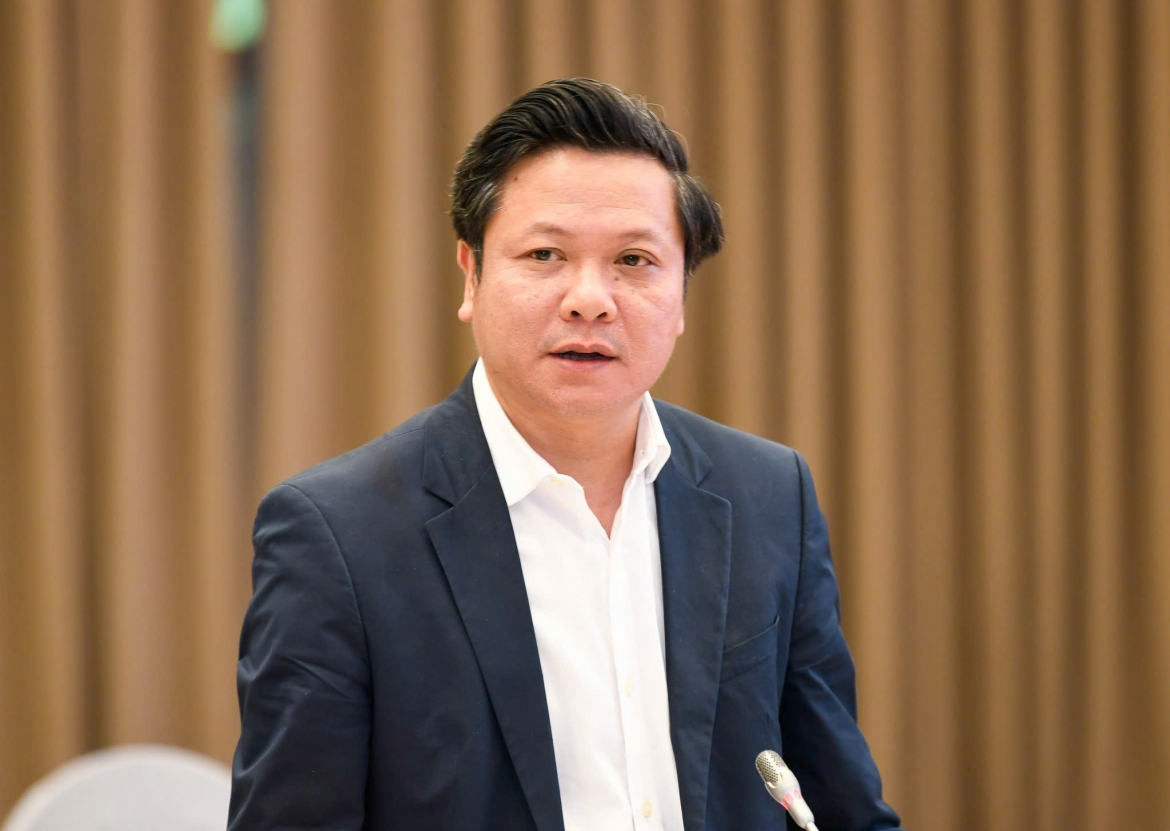 Ông Phan Trung Tuấn - Vụ trưởng Vụ Chính quyền địa phương, Bộ Nội vụ thông tin tại Họp báo Chính phủ thường kỳ tháng 2/2026