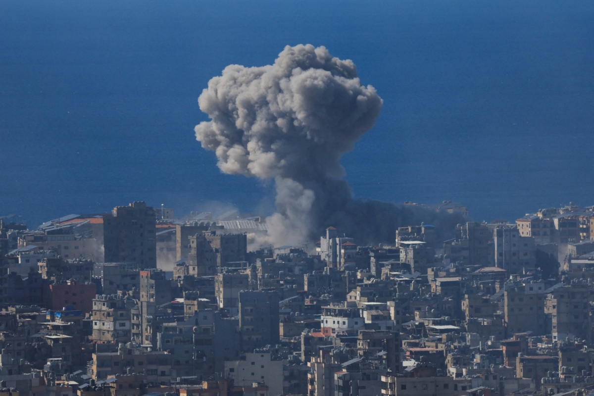 Các cuộc tấn công mới của Israel đã nhắm vào vùng ngoại ô phía Nam Thủ đô Beirut và miền Nam Lebanon (Ảnh: Reuters).