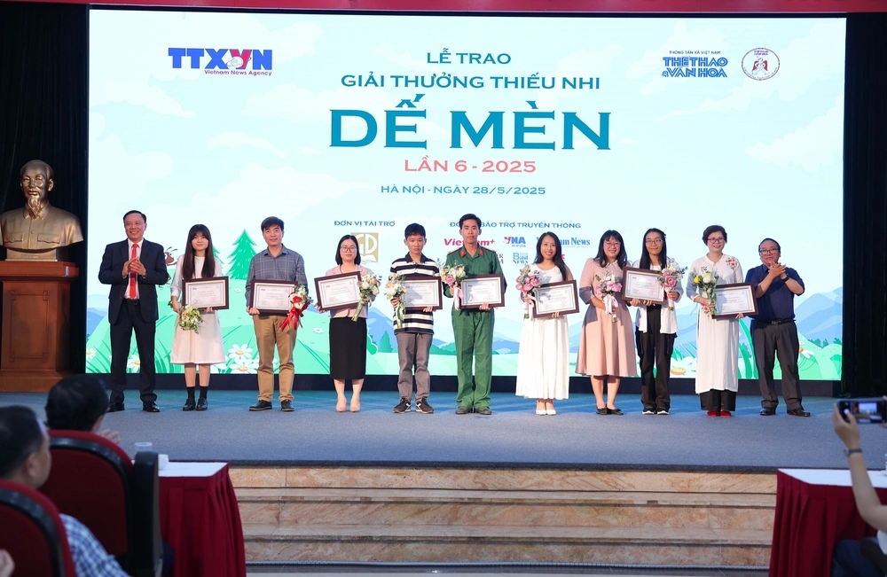 Các tác giả được vinh danh tại Giải thưởng Thiếu nhi Dế Mèn 2025