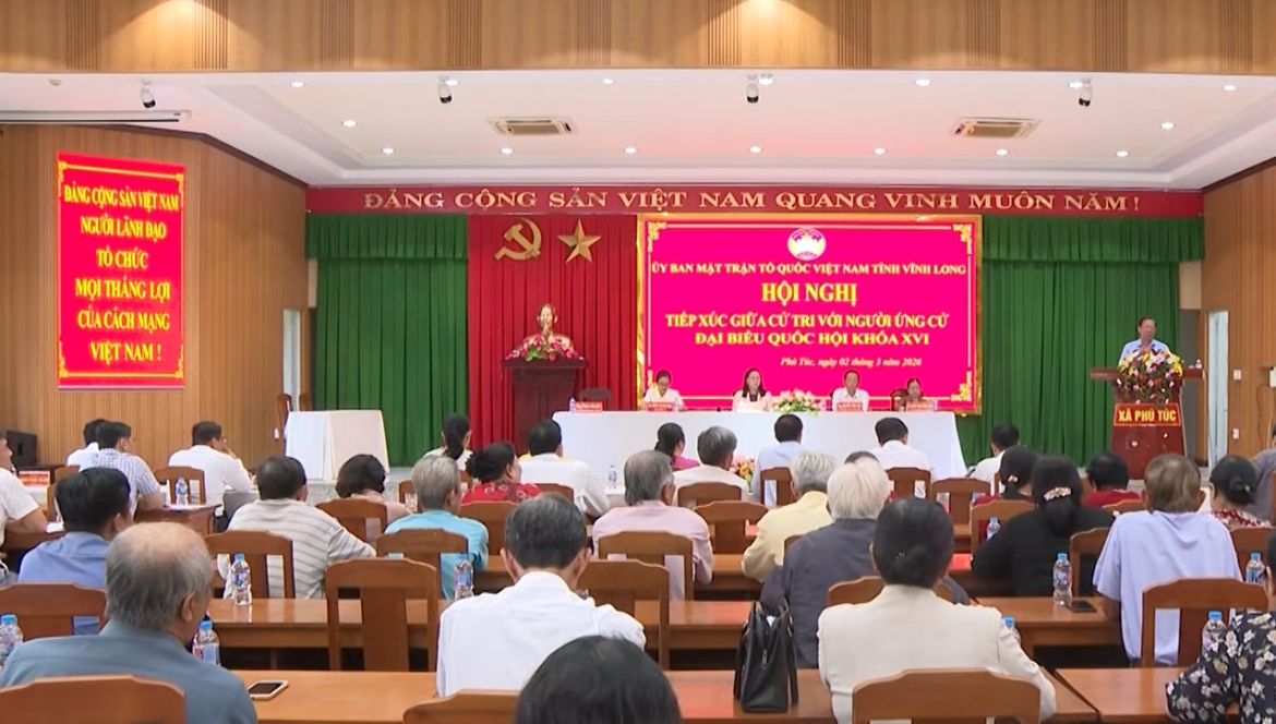 Các ứng cử viên đại biểu Quốc hội tỉnh Vĩnh Long tiếp xúc cử tri tại xã Phú Túc