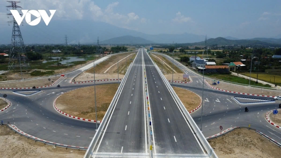 Cao tốc Bắc - Nam đoạn Chí Thạnh - Vân Phong có tổng chiều dài hơn 48km qua địa bàn tỉnh Đắk Lắk.