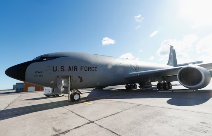 Máy bay KC-135 của quân đội Mỹ. Ảnh: Reuters