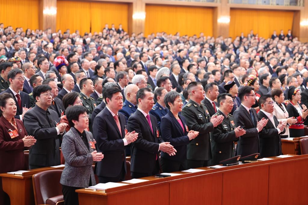 Các đại biểu tham dự kỳ họp. Ảnh Tân Hoa Xã