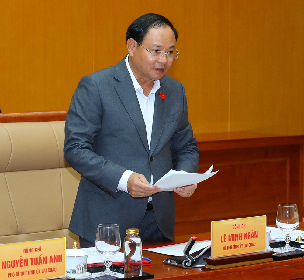 Ủy viên Trung ương Đảng, Bí thư Tỉnh ủy Lai Châu Lê Minh Ngân phát biểu tại hội nghị. Ảnh: Mạnh Hùng/Cổng TTĐT Bộ Quốc phòng