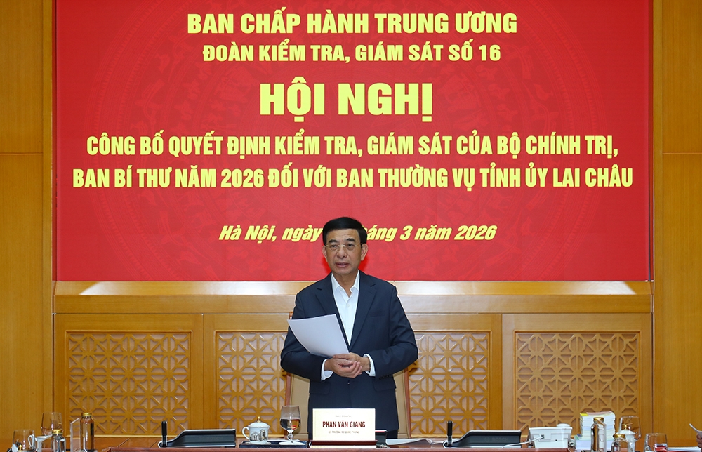 Đại tướng Phan Văn Giang phát biểu kết luận hội nghị. Ảnh: Mạnh Hùng/Cổng TTĐT Bộ Quốc phòng