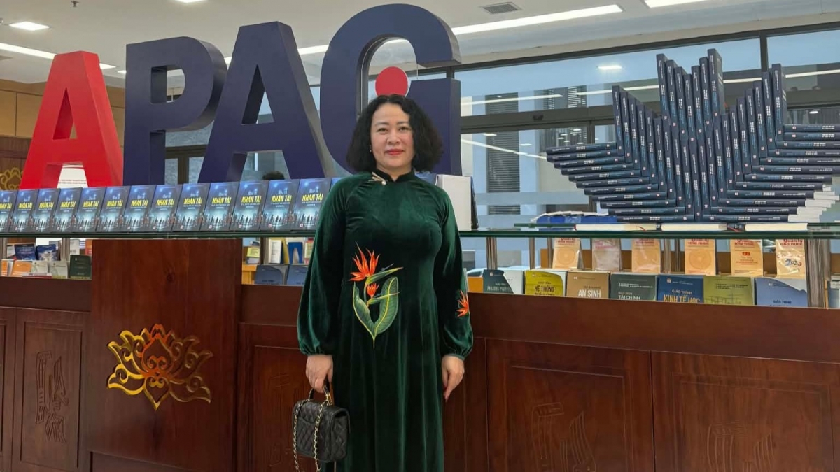 PGS.TS Trần Thị Diệu Oanh cho rằng, điểm khác biệt nổi bật của Hội nghị Trung ương 2 khóa XIV là tư duy điều hành và hoạch định chính sách đã thể hiện ngày càng rõ hơn tính kiến tạo phát triển.