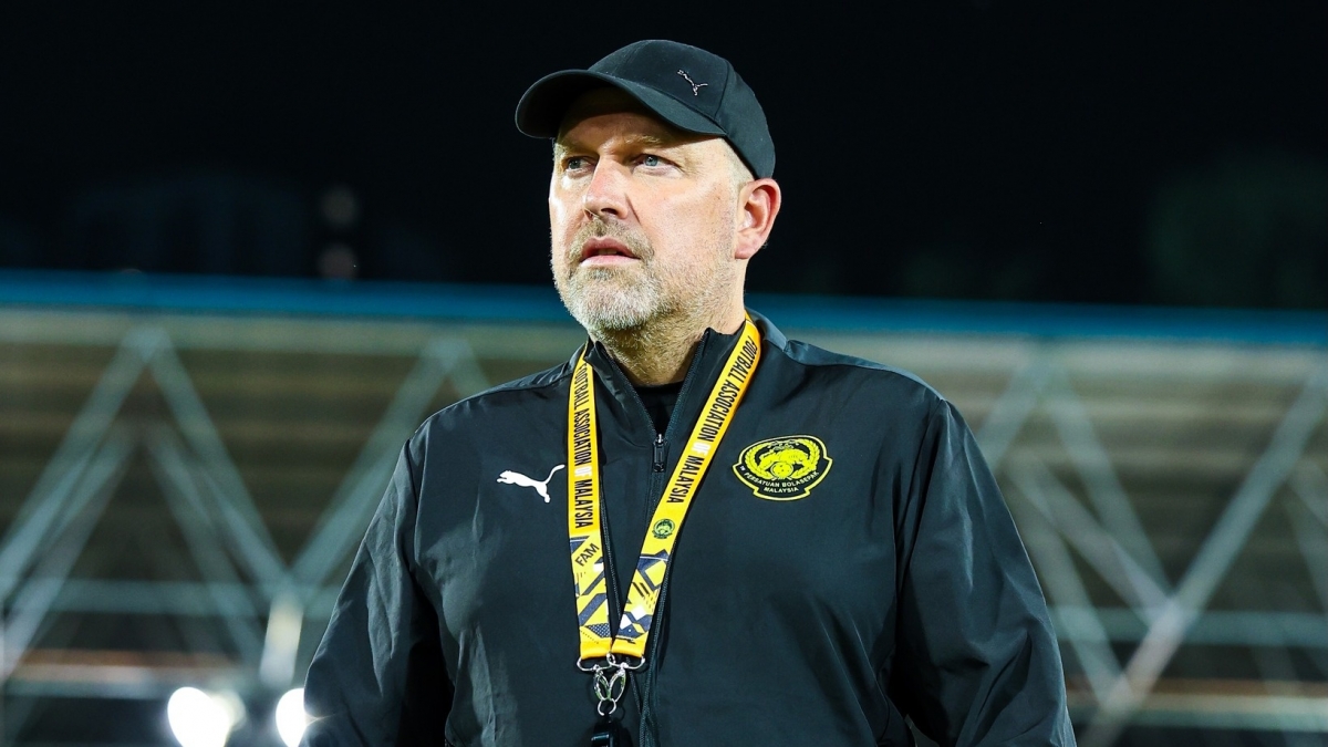 HLV Peter Cklamovski tiết lộ ĐT Malaysia sẽ có thêm những gương mặt mới trong danh sách tập trung sắp tới. (Ảnh: FAM)