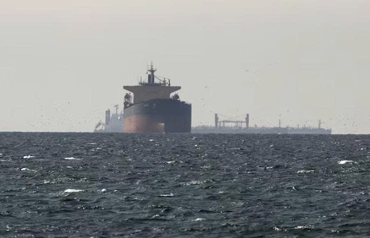 Các tàu chở dầu di chuyển trên Vịnh Ba Tư, gần eo biển Hormuz, ngày 11/3/2026 (Ảnh: REUTERS)