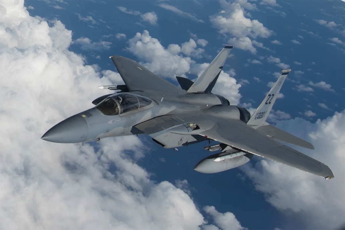 Một tiêm kích F-15. Ảnh: USAF