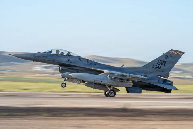 Máy bay F-16. Ảnh: CENTCOM