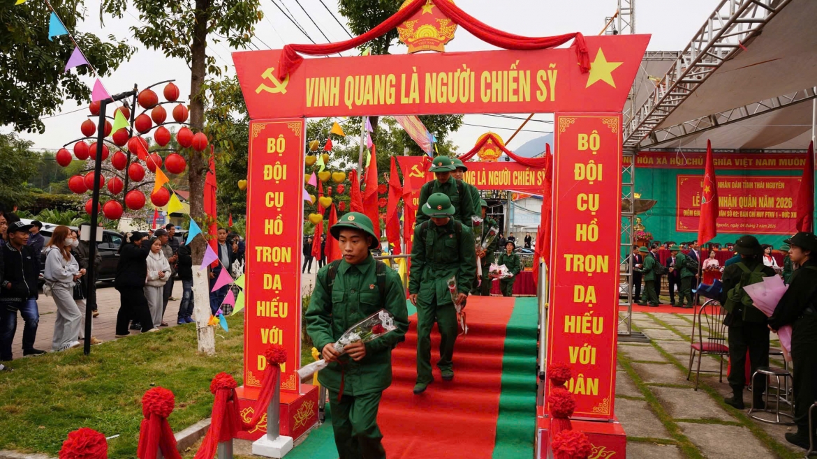 Tuổi trẻ Thái Nguyên lên đường thực hiện nghĩa vụ