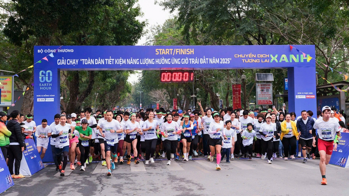 Hình ảnh Giải chạy hưởng ứng “Toàn dân sử dụng năng lượng tiết kiệm hiệu quả và hưởng ứng Chiến dịch Giờ Trái đất năm 2025