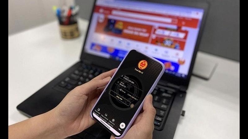 Không ít người lao động dù đã hoàn thành nghĩa vụ nộp thuế vẫn rơi vào tình huống bị xử phạt do chưa nắm rõ quy định về quyết toán thuế TNCN. (Ảnh minh họa: KT)