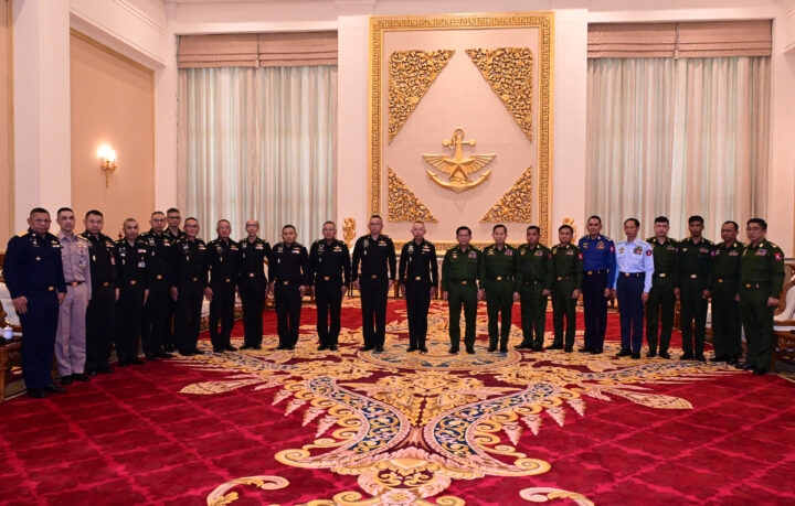Cuộc hội đàm giữa phái đoàn quân đội Thái Lan và Myanmar tại Nay Pyi Taw, Myanmar. Nguồn: Truyền thông Nhà nước Myanmar