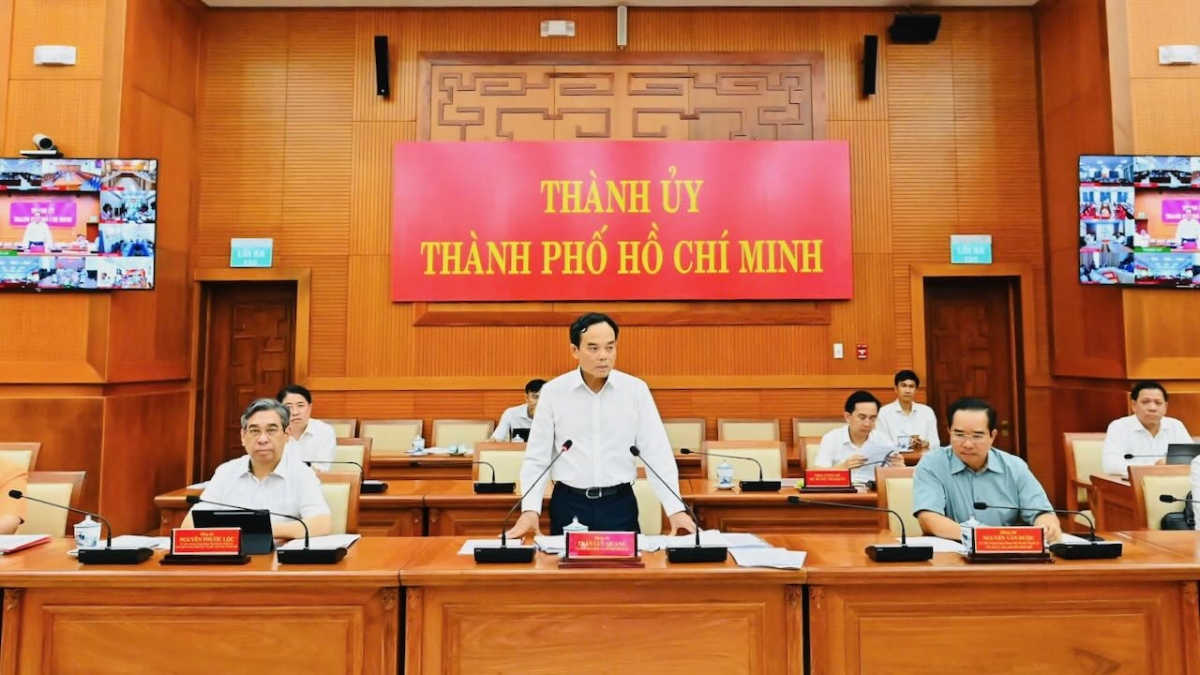 Bí thư Thành uỷ TP.HCM Trần Lưu Quang phát biểu tại cuộc họp (Ảnh: Việt Dũng - không đóng logo)