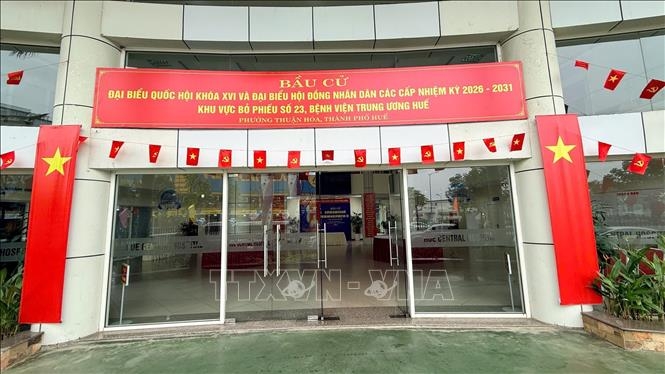 Điểm bầu cử tại Bệnh viện Trung ương Huế. Ảnh: Mai Trang/TTXVN