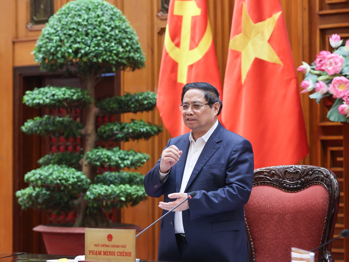Thủ tướng Phạm Minh Chính chủ trì cuộc họp của Thường trực Chính phủ, nghe báo cáo, cho ý kiến về các chính sách nhà ở xã hội và các vấn đề liên quan. (Ảnh: VGP/Nhật Bắc)