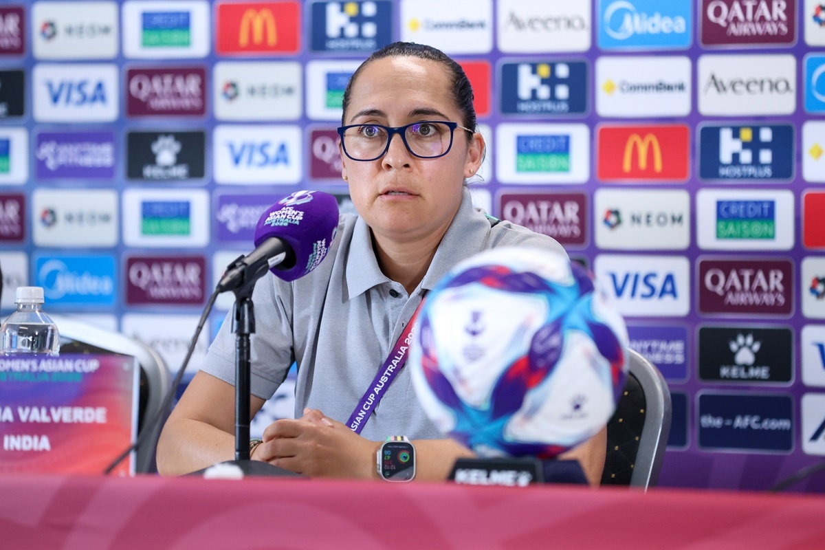 HLV Amelia Valverde của ĐT nữ Ấn Độ. (Ảnh: AFC). 