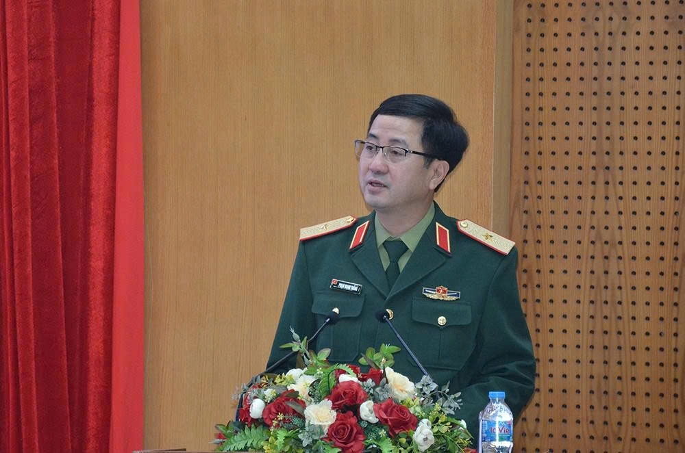 Thiếu tướng Phạm Mạnh Thắng, Cục trưởng Cục Gìn giữ hòa bình Việt Nam phát biểu tại Lễ khai mạc Khóa huấn luyện UNSOC năm 2026