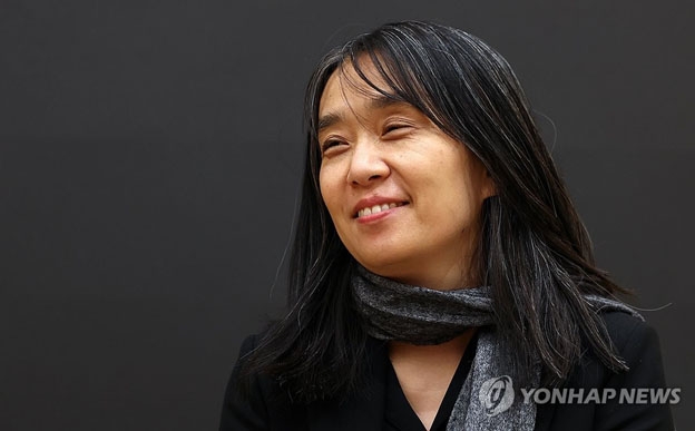 Han Kang, nữ văn sỹ Hàn Quốc từng đoạt giải Nobel Văn học 2024. (Ảnh: Yonhap News)