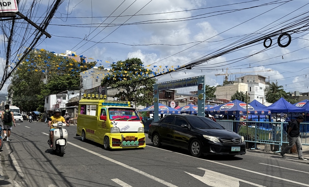 Phương tiện sản xuất từ ​​năm 2015 trở về trước, xe jeepney truyền thống được phép sử dụng các sản phẩm dầu mỏ đạt tiêu chuẩn Euro-II_ Ảnh minh họa: VOV Jakarta