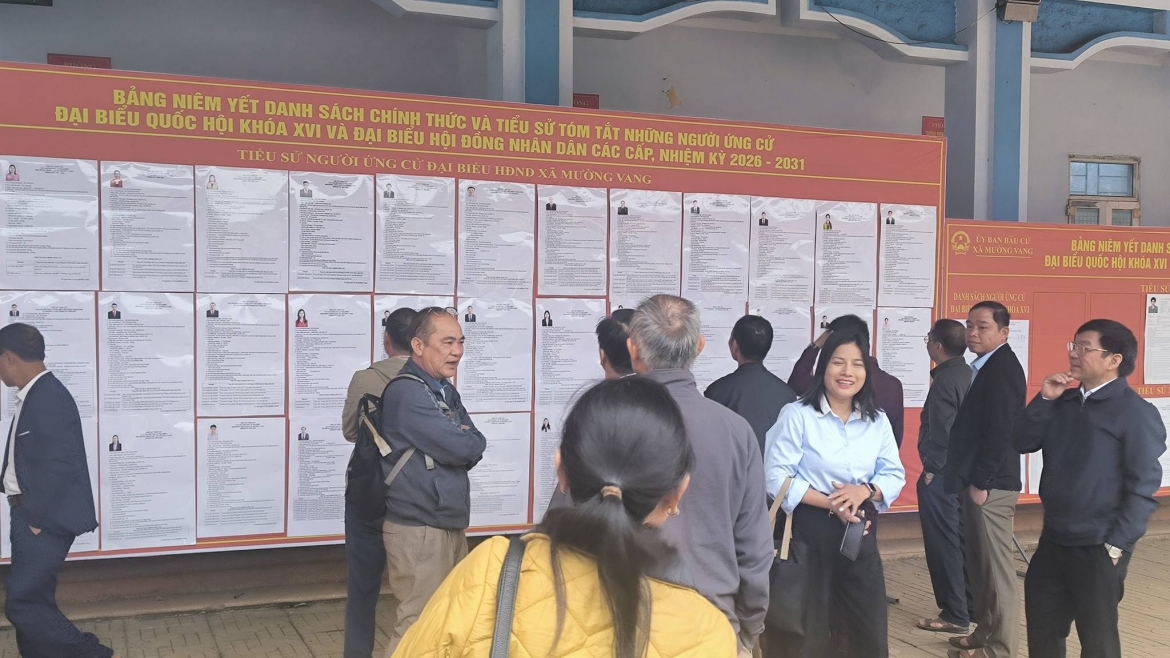 Các địa phương trên địa bàn tỉnh Phú Thọ đang khẩn trương hoàn tất mọi khâu chuẩn bị, từ tổ chức bộ máy, cơ sở vật chất đến công tác tuyên truyền, bảo đảm cuộc bầu cử đại biểu Quốc hội khóa XVI và đại biểu HĐND các cấp nhiệm kỳ 2026–2031 diễn ra dân chủ, đúng pháp luật và thực sự trở thành “Ngày hội non sông” của toàn dân.