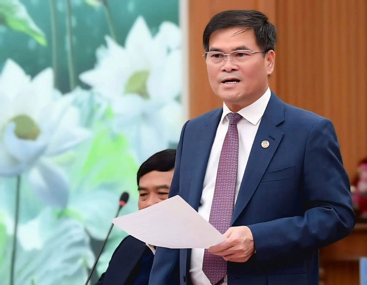 Chủ tịch UBND tỉnh Quảng Ninh Bùi Văn Khắng phát biểu