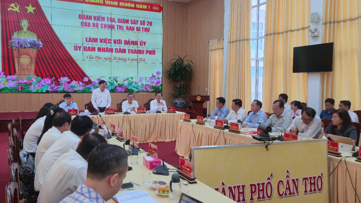 Toàn cảnh buổi làm việc