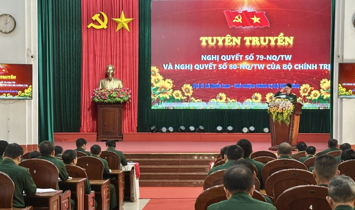 Bộ Chỉ huy Quân sự tỉnh Đắk Lắk tuyên truyền kết quả Đại hội XIV của Đảng và các nghị quyết mới của Bộ Chính trị.