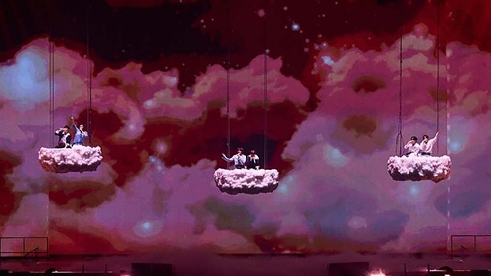 Nhóm nhạc RIIZE biểu diễn trong đêm diễn cuối cùng “RIIZING LOUD” tại KSPO Dome. (Ảnh: SM Entertainment)