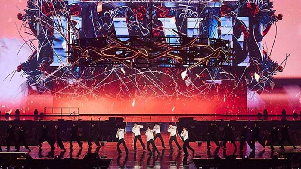 Nhóm nhạc K-pop nam RIIZE biểu diễn trong đêm diễn cuối cùng tại Seoul thuộc tour diễn “RIIZING LOUD” tại KSPO Dome. (Ảnh: SM Entertainment)