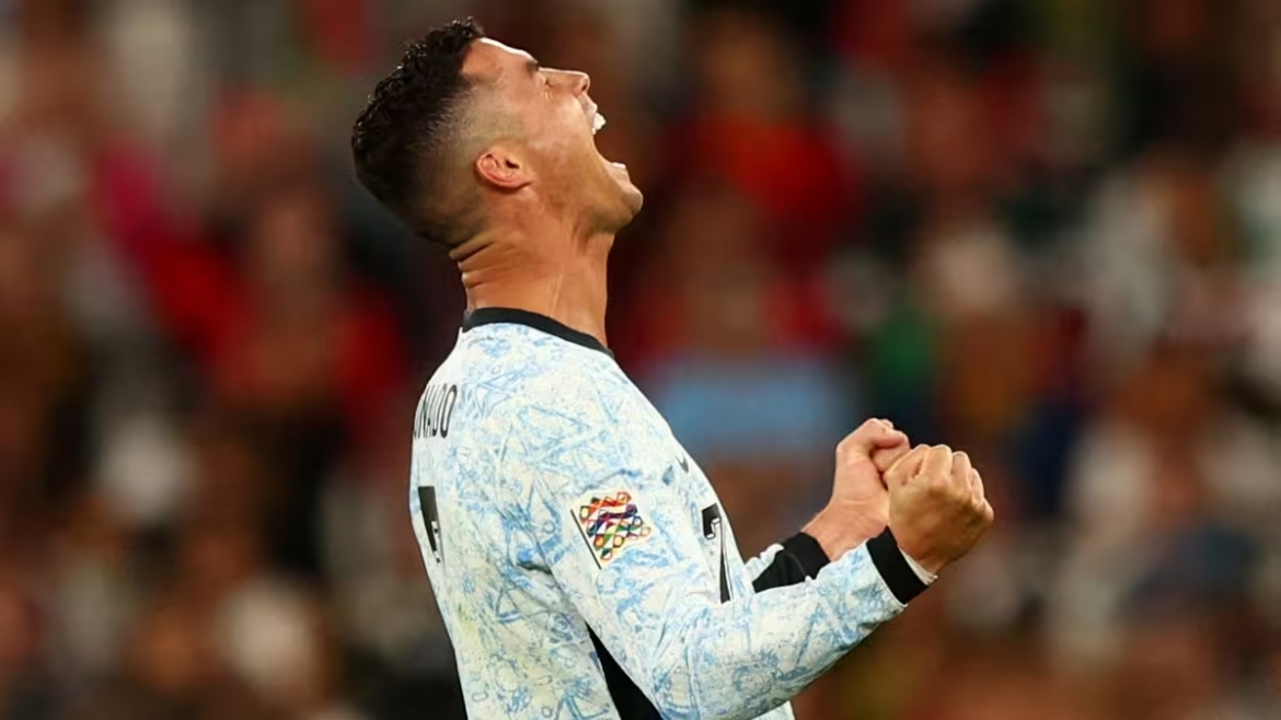 Ronaldo cán mốc 900 bàn thắng trong trận ĐT Bồ Đào Nha thắng ĐT Croatia 2-1 hồi tháng 9/2024. (Ảnh: Reuters)