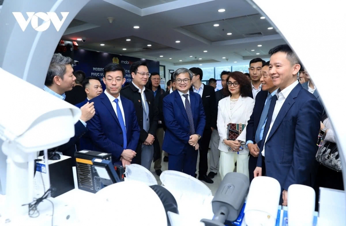Hà Nội ra mắt sàn giao dịch công nghệ và chợ chuyển đổi số.