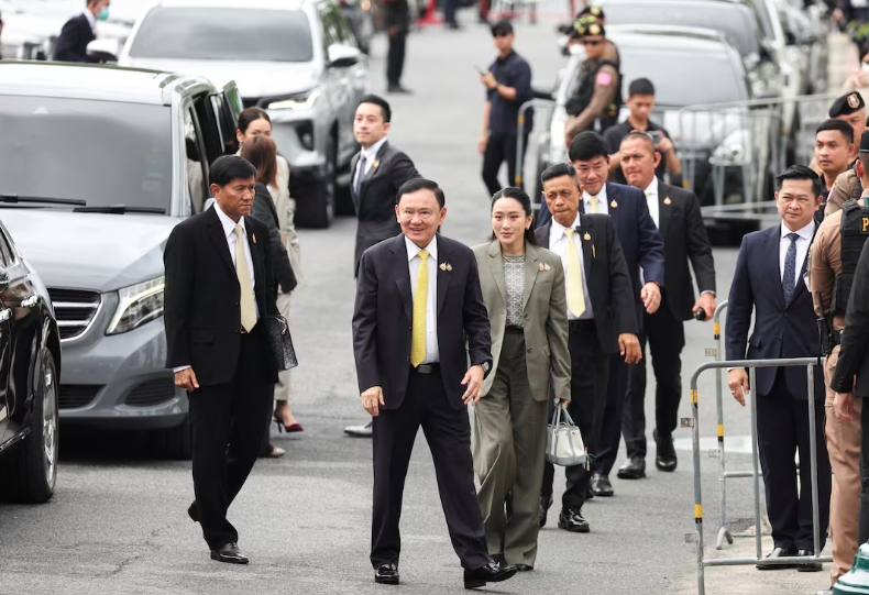  Cựu Thủ tướng Thaksin Shinawatra đến Tòa án Tối cao ngày 9/9/2025. Nguồn: Reuters