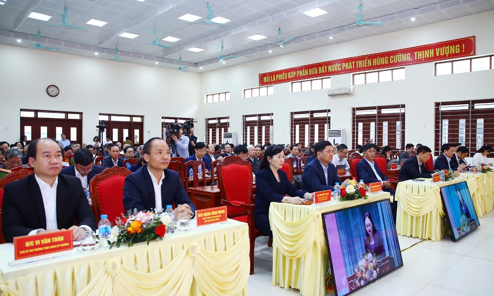 Các đại biểu tham dự hội nghị tại điểm cầu phường Bắc Giang