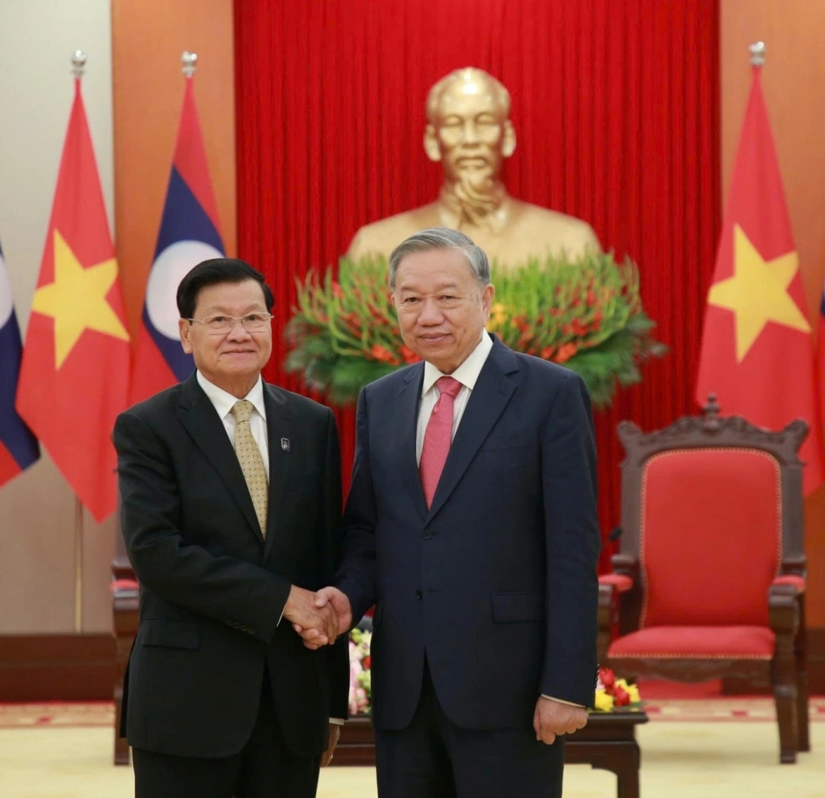 Tổng Bí thư Tô Lâm và Tổng Bí thư, Chủ tịch nước Lào Thongloun Sisoulith