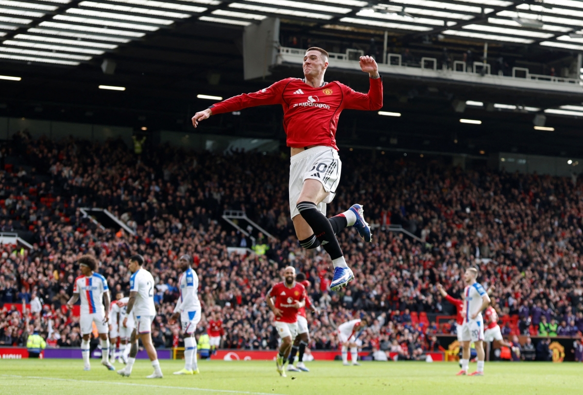 Sesko nối dài chuỗi trận ghi bàn trong màu áo MU (Ảnh: Reuters)