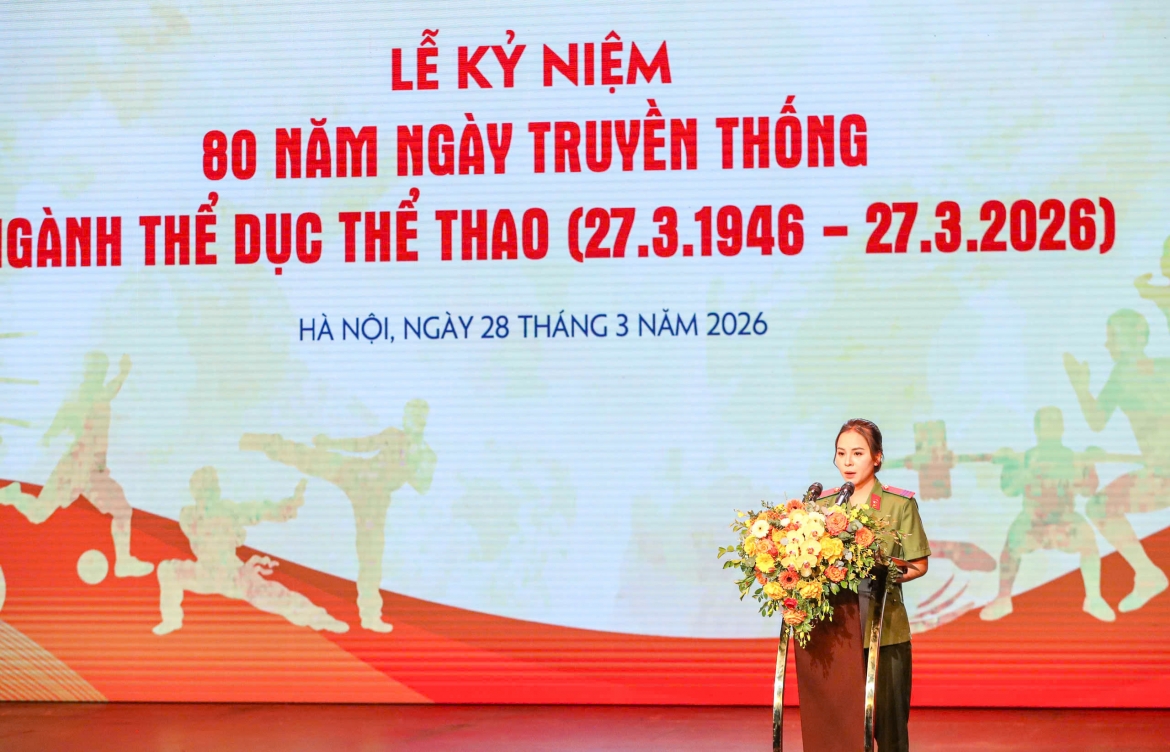 VĐV bắn súng Trịnh Thu Vinh đại diện các VĐV thể thao Việt Nam phát biểu tại sự kiện. 