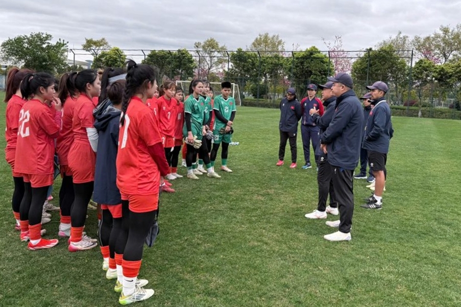 U20 nữ Việt Nam tập huấn tại Côn Minh, Trung Quốc để chuẩn bị cho VCK U20 nữ châu Á. (Ảnh: VFF)