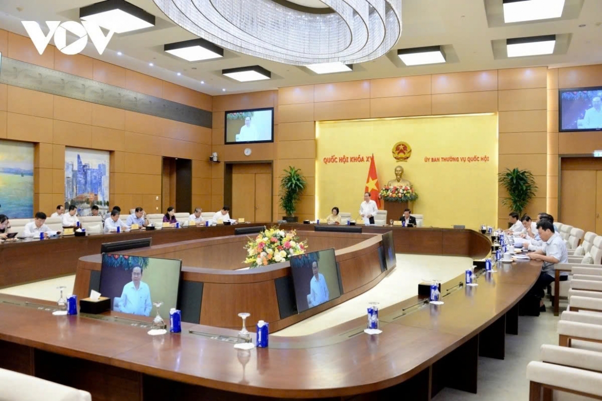 Phiên họp thứ 55 của Ủy ban Thường vụ Quốc hội khóa XV chuẩn bị cho kỳ họp đầu tiên khóa XVI