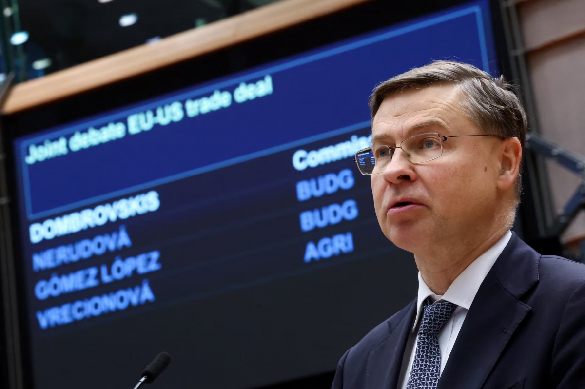 Ủy viên châu Âu phụ trách Kinh tế Valdis Dombrovskis (Ảnh: Reuters)