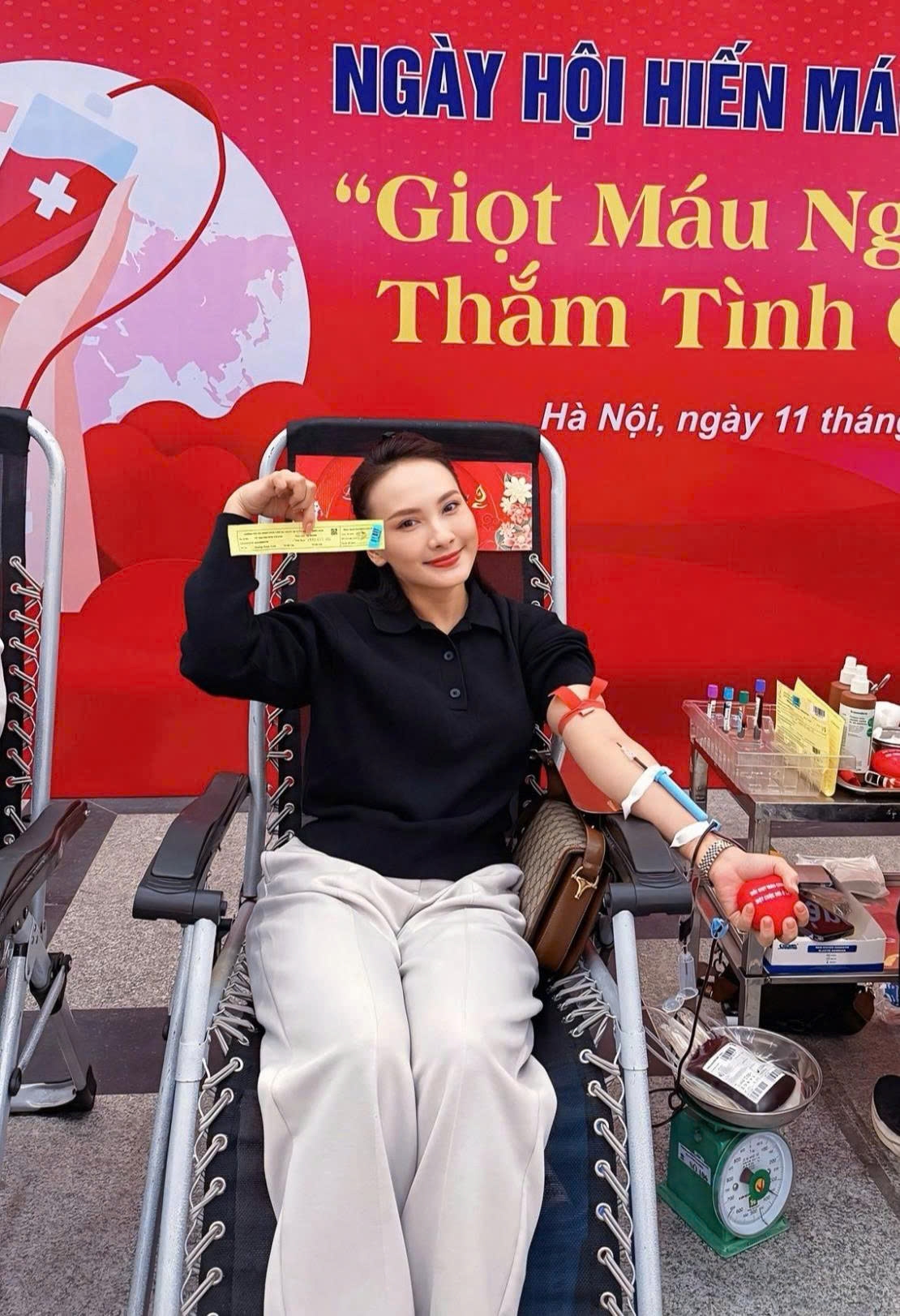 Diễn viên Bảo Thanh chia sẻ ảnh đi hiến máu và kêu gọi những người nhóm máu A "điểm danh".
